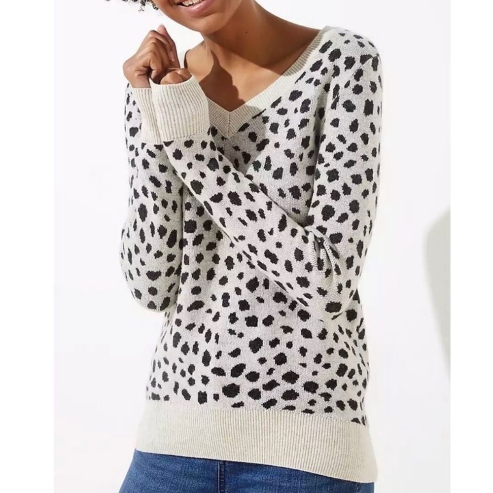 ANN TAYLOR LOFT V Neck Snow Leopard Print Tunic Sweater XL Extra Large KL